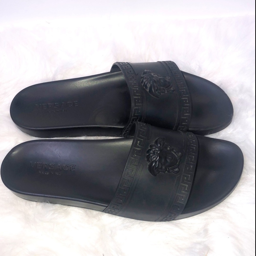 Versace 'Medusa Head' Unisex Black Slides Sandals - Size 9 / COA - Picture 4 of 15
